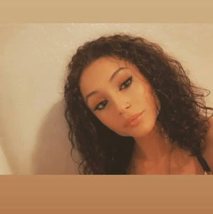 Meet your Posher, Krystine